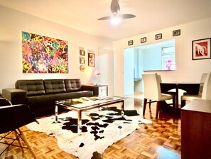 Apartment | Living area | Flat-screen TV - Residencial Vila Olimpia (São Paulo)