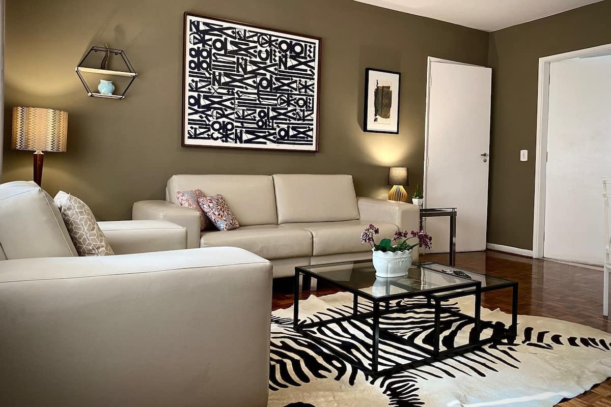 Apartment | Laptop workspace, blackout drapes, iron/ironing board, free WiFi