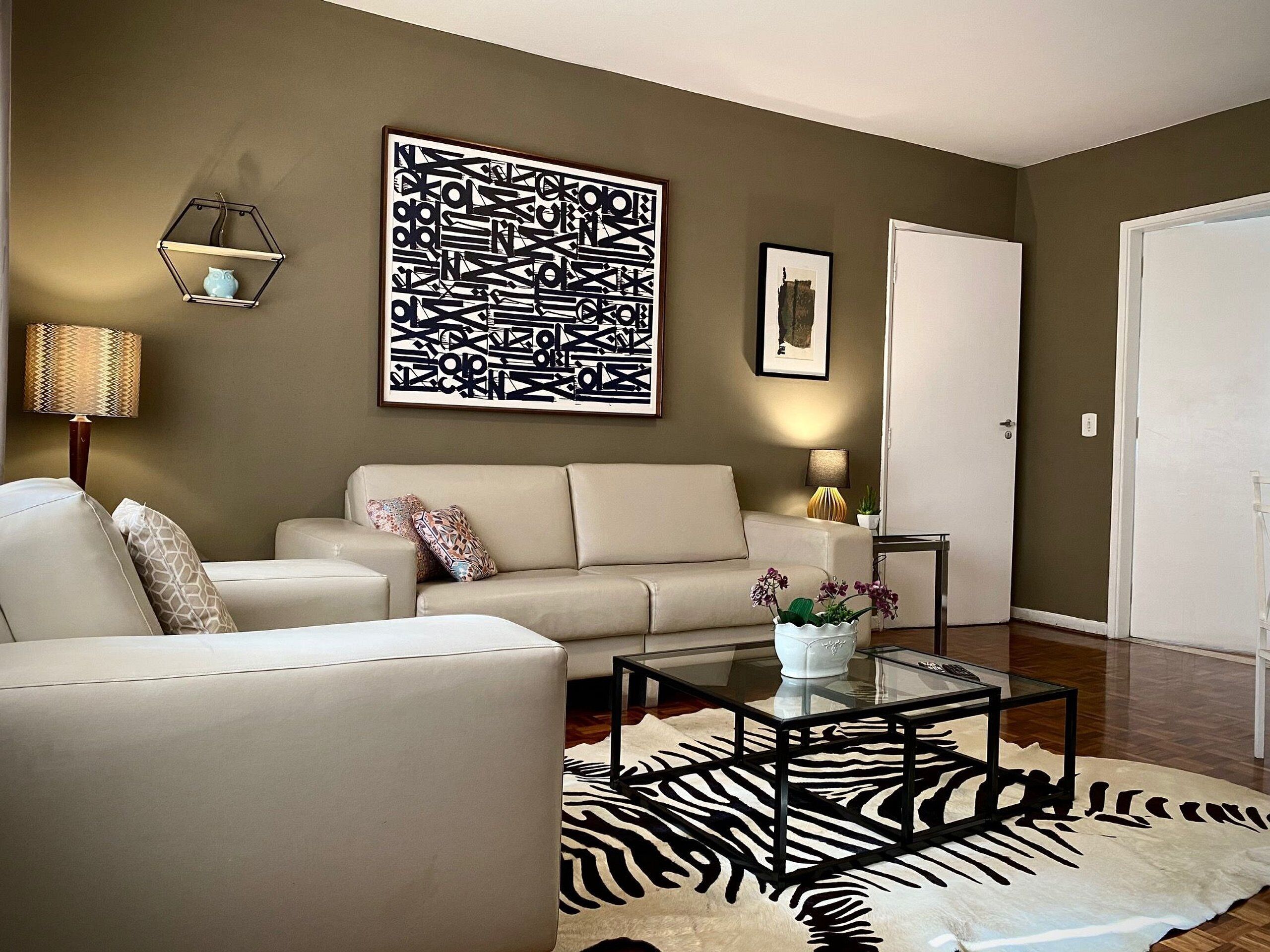 Apartamento | Área de estar | TV de tela plana 32 polegadas com canais a cabo, TV