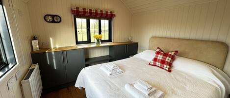 1 chambre, décoration personnalisée, ameublement personnalisé