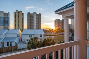 Property grounds - Pirate's Pearl | Steps to Beach | Pool | Balcony (Panama City Beach)
