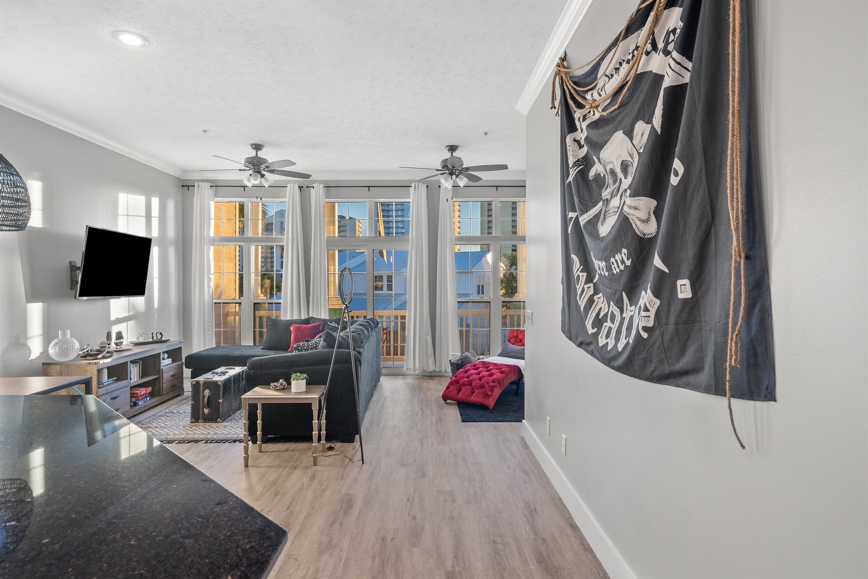 Smart TV, DVD player, books