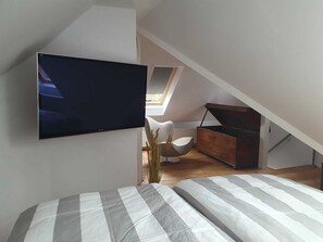 1 bedroom, free WiFi, bed sheets - Vacation apartment in Wilhelmshaven - quiet, modern, ideal for excursions (Wilhelmshaven)