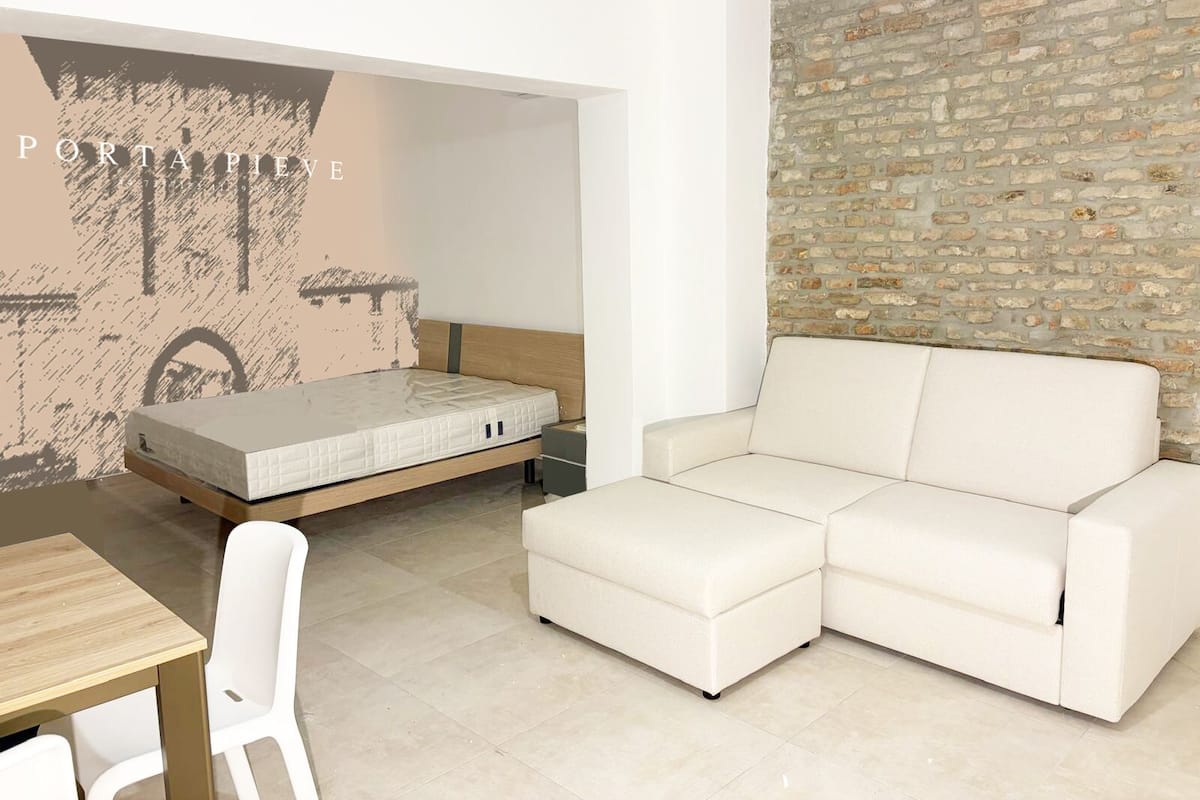 Neljän hengen standard-huone | Tallelokero huoneessa, ilmainen Wi-Fi