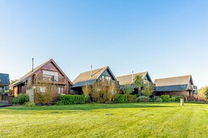 Classic Cabin | Exterior - Landal Gwel an Mor (Portreath)