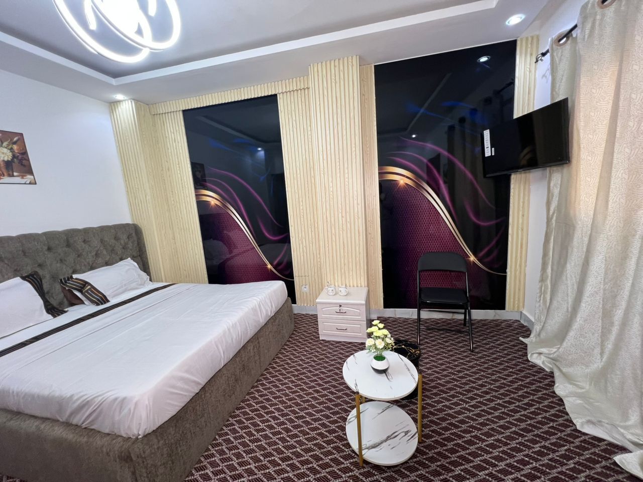 Kahden hengen deluxe-huone, kaupunkinäköala | Pimennysverhot, äänieristys, ilmainen Wi-Fi