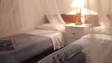 2 slaapkamers, een strijkplank/strijkijzer, wifi, beddengoed