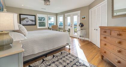 Sugarloaf View Farmhouse