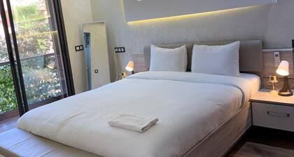 à 5 min du guilez !Villa avec piscine chauffÚe et idéal pour les famille