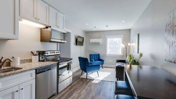 Fridge, microwave, oven, dishwasher