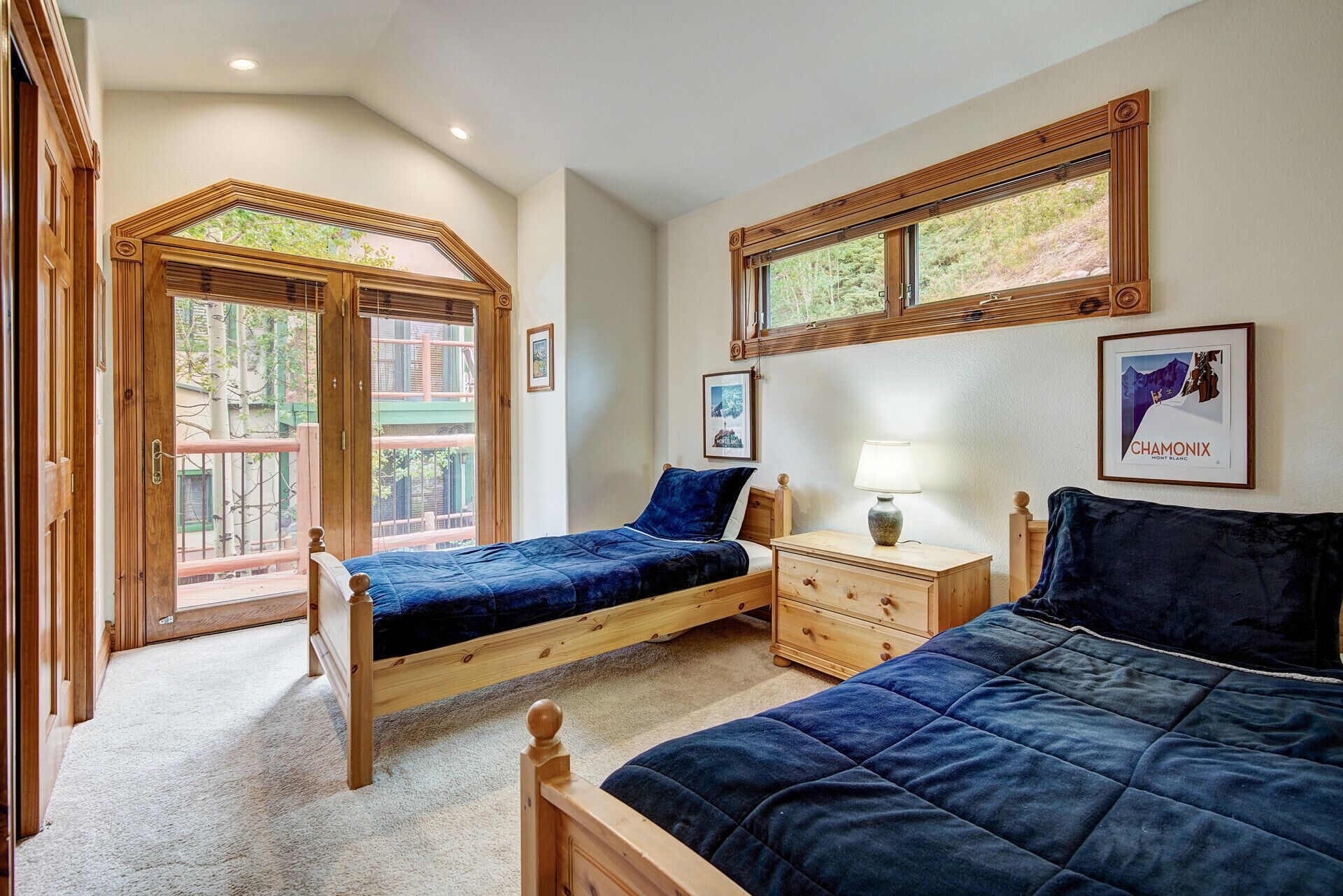 熨斗/熨衫板、Wi-Fi、床單