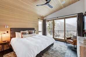 4 Schlafzimmer, Bügeleisen/Bügelbrett, WLAN, Bettwäsche