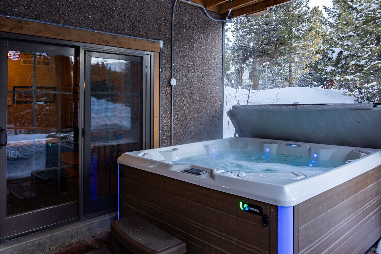 Bain à remous extérieur