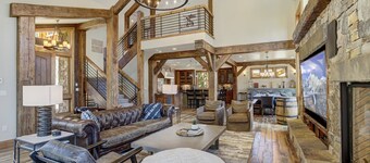 Breckenridge 118 - Five Bedroom Villa, Sleeps 14