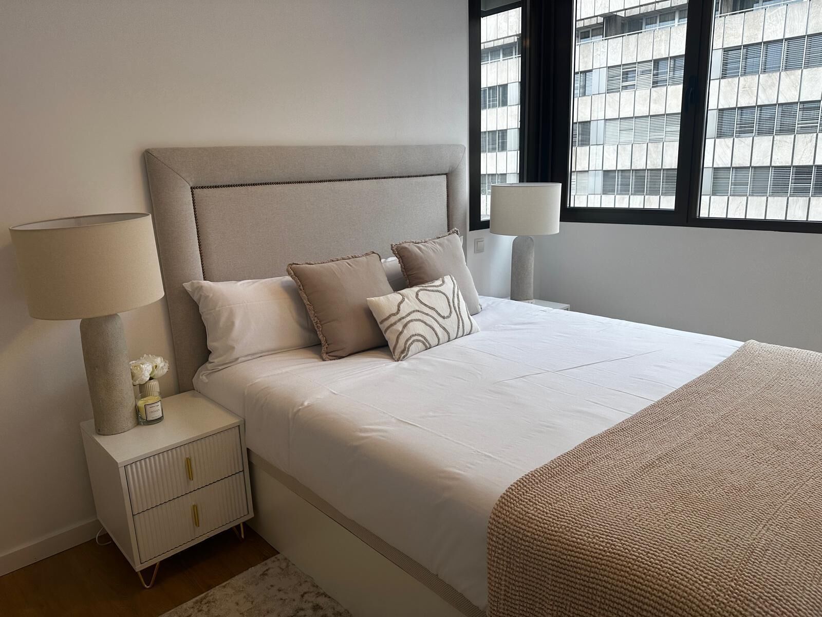 2 habitaciones, tabla de planchar con plancha y wifi gratis 