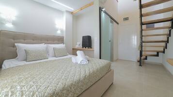 Strykjärn/strykbräda, wi-fi och sängkläder