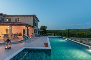 A heated pool - Villa Andy Rovinj by Istriaselect Villas (Kurili)