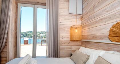 House on the Seafront in Calella – Iconic “Casa Rosa”