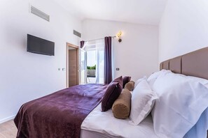 4 bedrooms, iron/ironing board, free WiFi, bed sheets - Villa Nonna Novigrad by Istriaselect Villas (Brtonigla)