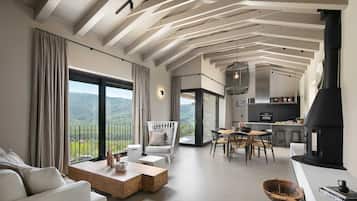 Smart-TV, Kamin, Stereoanlage