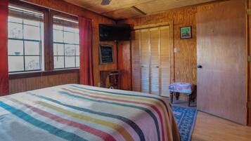 Cabin, Berbilang Katil, Patio, Pool View (Cypress Creek Cabin) | 1 bilik tidur, dihias secara berasingan