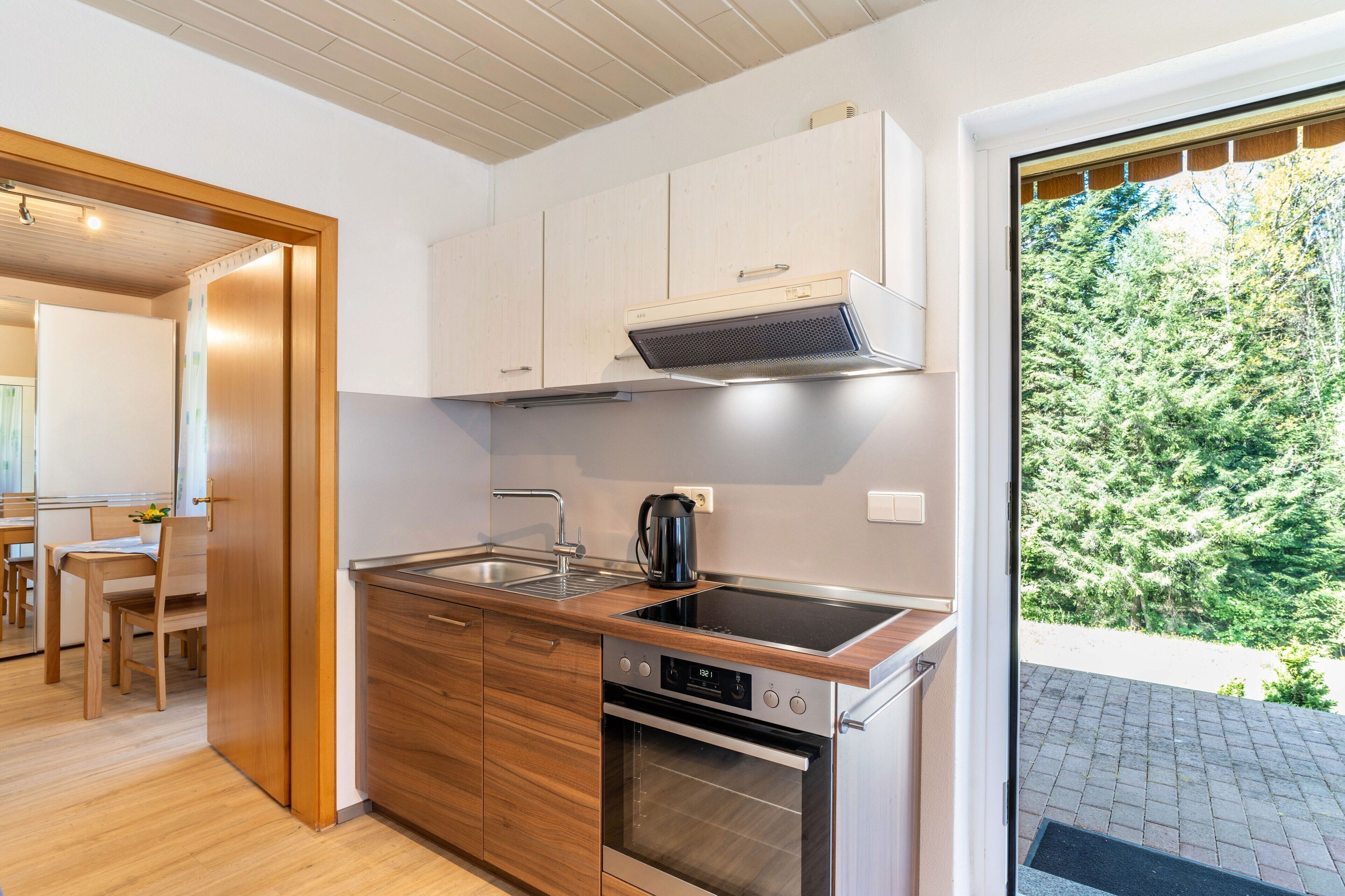 Kühlschrank, Ofen, Herdplatte, Geschirrspüler