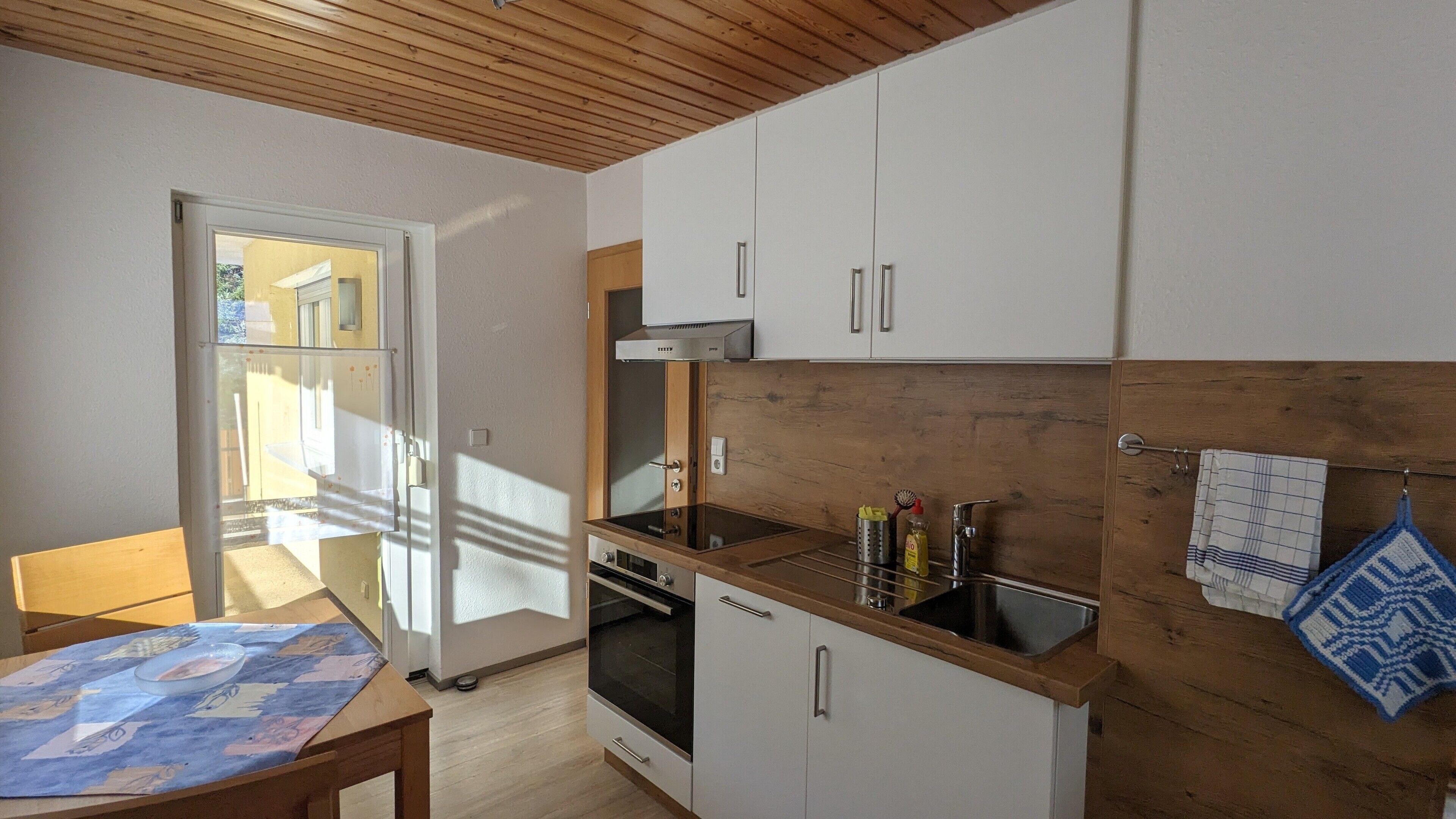 Kühlschrank, Ofen, Herdplatte, Geschirrspüler