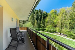Property grounds - Apartment “Vergissmeinnicht” with Shared Garden, Balcony and Wi-Fi (Bad Peterstal-Griesbach)