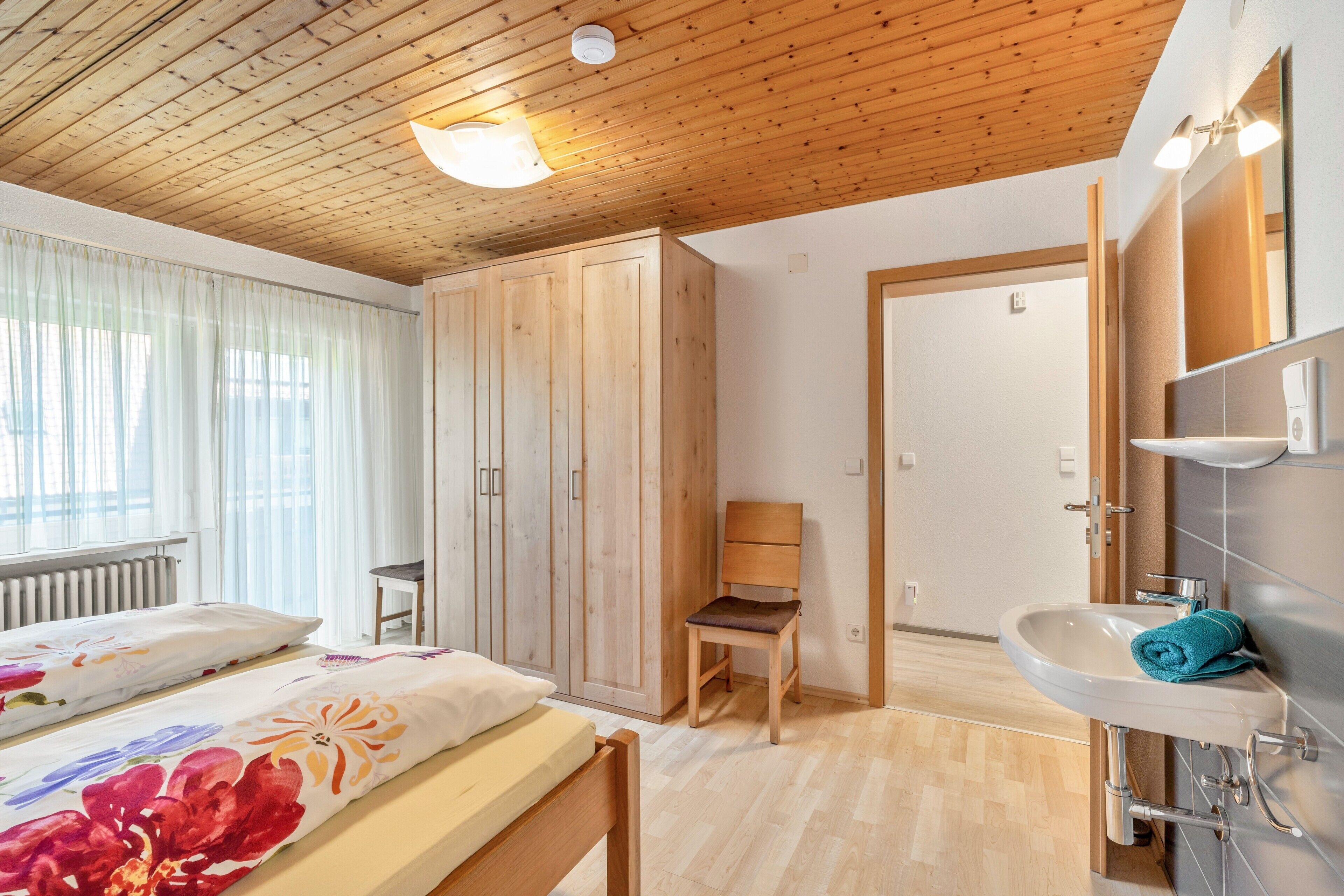 Fer et planche à repasser, Wi-Fi, draps fournis