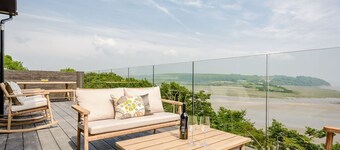 The View, Dylan Coastal Resort