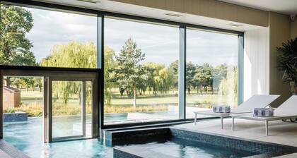 Dovecote, Laceby Manor Resort & Spa