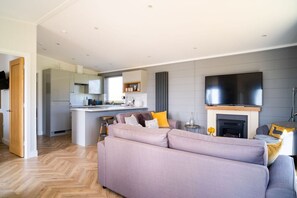 Living area - Goldfinch, Laceby Manor Resort & Spa (Laceby)