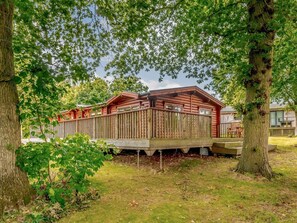 Exterior - Hazel Lodge, Kenwick Woods (Louth)