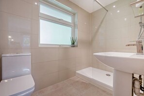 Shower - Klys 1.0 Spa, Perranporth (Perranporth)