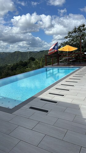 Vista Bonita W/ Infinity Pool /Billar/ 10 people