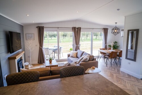 Serendipity, Laceby Manor Resort & Spa