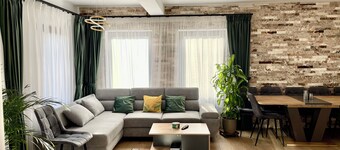 Cozy 3-bedroom house in gorgeous Holbav with AC and fireplace for relaxing stays