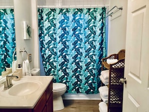 House, Multiple Beds, Patio (Pelican Pointe) | Bathroom | Towels - Pelican Pointe Home for 10 (Port Bolivar)