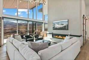 TV, fireplace - NEW! Luxury 4BR w/ Hot Tub & Deer Valley Access (Daniel)
