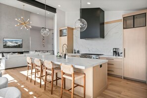 Fridge, microwave, oven, dishwasher - NEW! Luxury 4BR w/ Hot Tub & Deer Valley Access (Daniel)