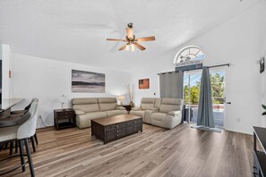 TV - NEW! Woodland Yards, Private Escape close to Disney (Kissimmee)