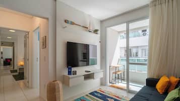 Basic Apartment | Living area