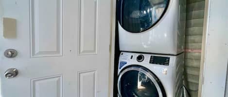 Apartment, Multiple Beds, Patio, City View (Surf + Strand Unit A) | Laundry
