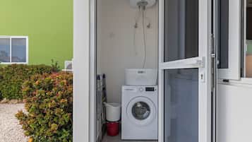 Apartamento, sacada, vista para o parque | Parte interna