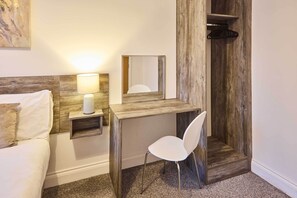 2 camere, ferro/asse da stiro, Wi-Fi, lenzuola