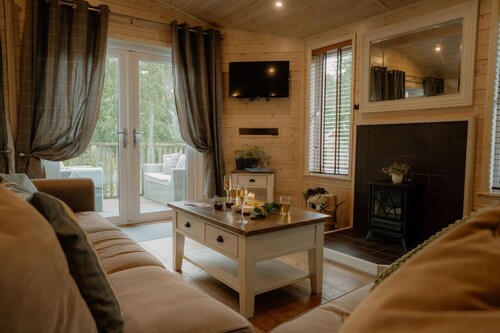 Spitfire Lodge, Winchester