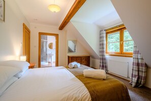 5 bedrooms - Eagle Spa Plus, Dundee (Fowlis)