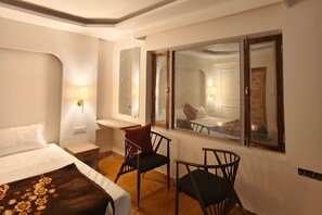 スーペリア ダブルルーム | WiFi (無料)