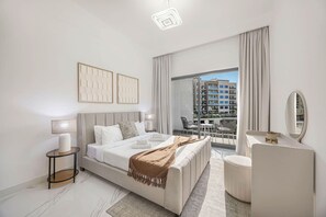 2 bedrooms, in-room safe, iron/ironing board, free WiFi - Chic 2BR Haven in Prime Location / Gardenia Living (Dubai)