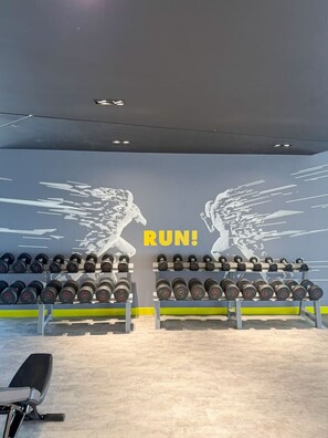 Fitness facility - Lux 2BHK BusinessBay|Pool View |Sauna, Pool & Gym (Dubai)